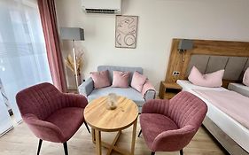 Apartment -Amalia- mit Klimaanlage&überdachte Terrasse&Parkplatz FREE